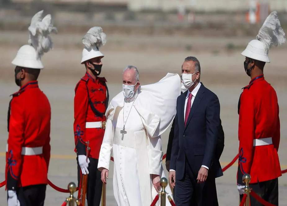 مسیحی روحانی پیشوا پوپ فرانسس تاریخی دورے پر عراق پہنچ گئے