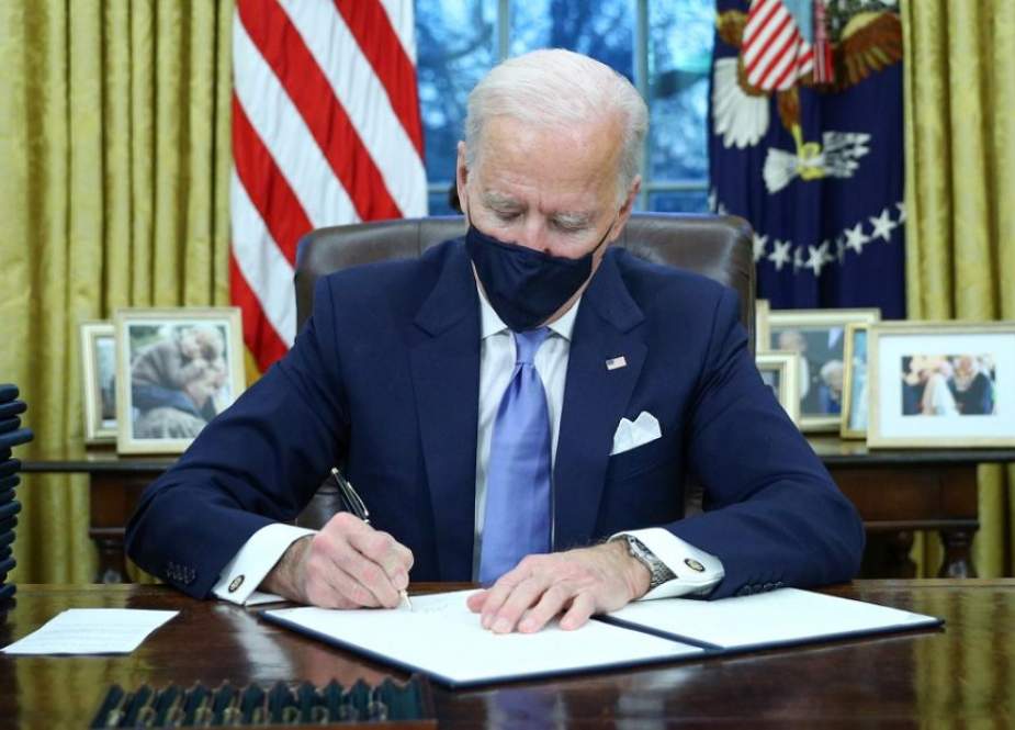 US President Joe Biden has decreed to extend the set of sanctions against Iran.jpg