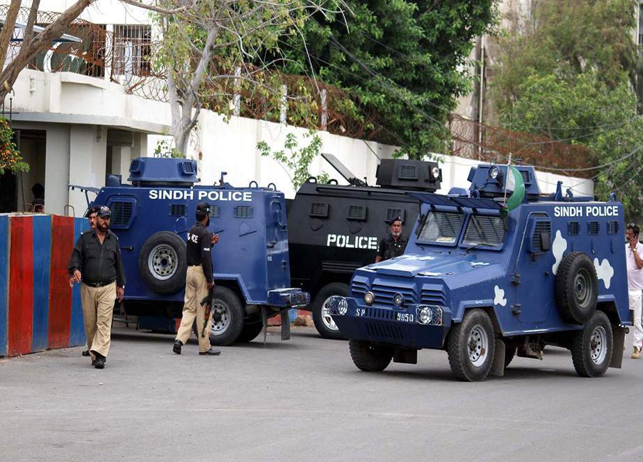 کراچی کے داخلی اور خارجی راستوں پر سیکیورٹی ادارے متحرک