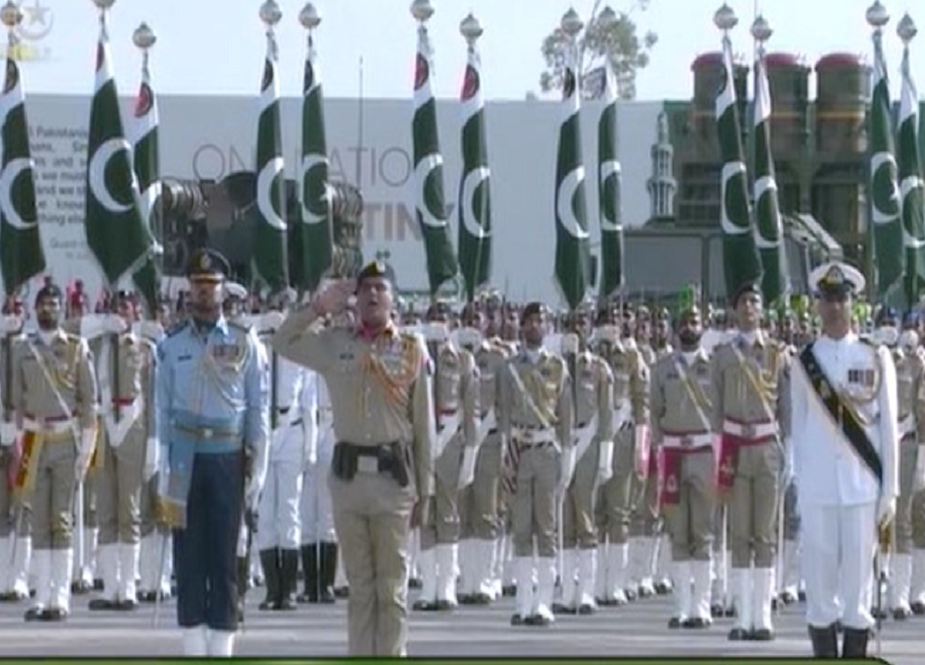اسلام آباد، یوم پاکستان کے موقع پر مسلح افواج کی پریڈ کی تصاویر