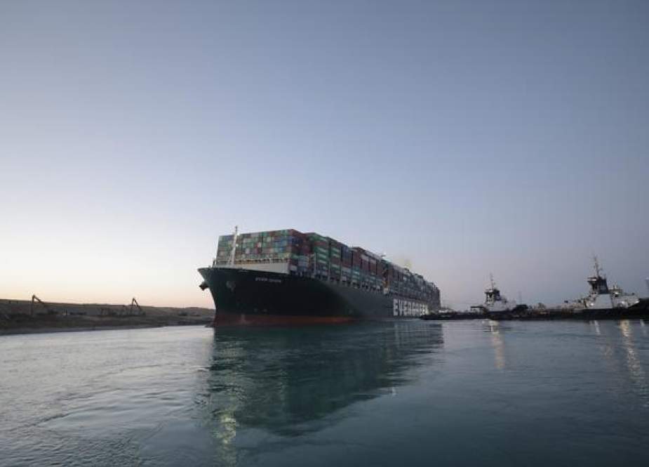 Giant container ship blocked the Suez Canal.jpeg