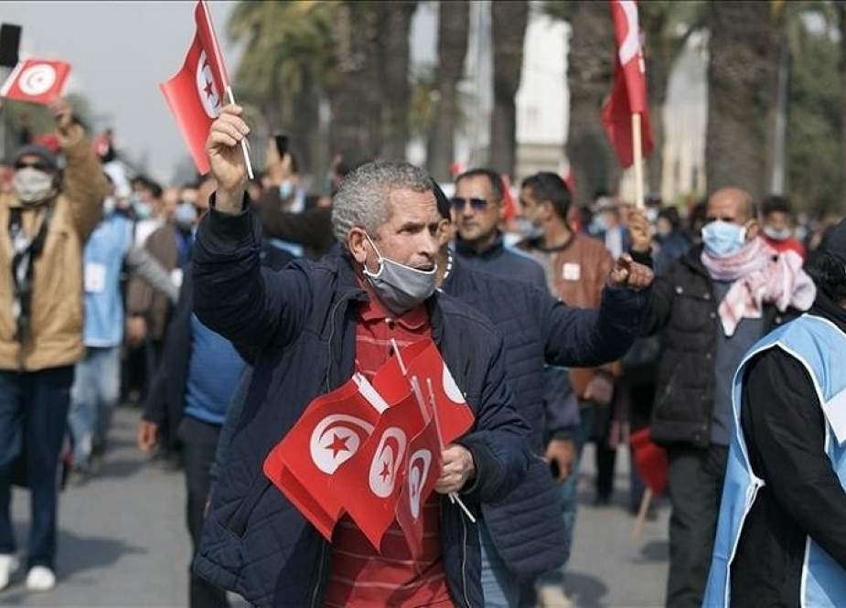احتجاجات أمام السفارة الإيطالية في تونس