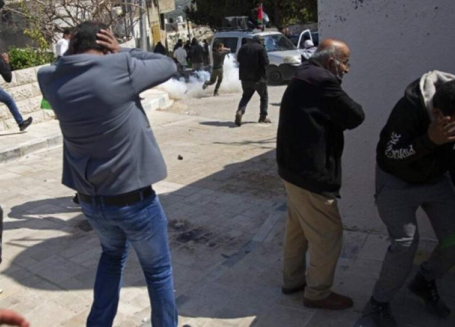 استشهاد فلسطيني واصابة زوجته برصاص الاحتلال شمال القدس