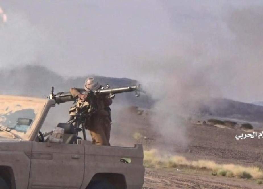 القوات اليمنية تواصل إسقاط معسكرات التحالف السعودي بمأرب