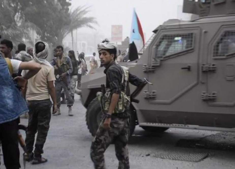 UAE-backed separatist Southern Transitional Council militants in the southern port city of Aden, Yemen.jpg