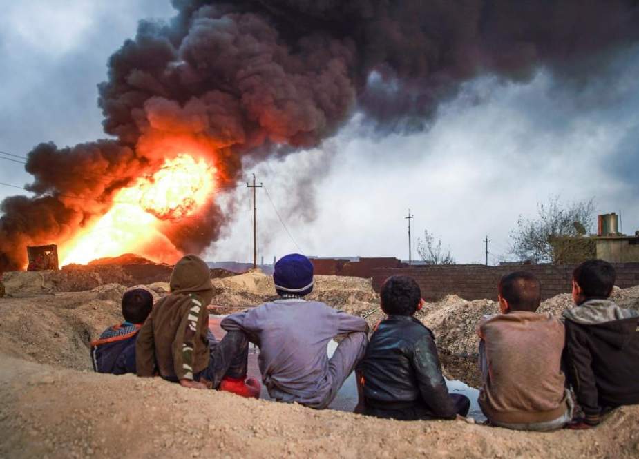 Militants hit two Iraqi oil wWells, production is not affected,