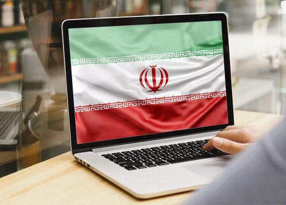 Memproduksi Laptop, Ponsel Pintar Bagian Dari Koperasi Iran-China