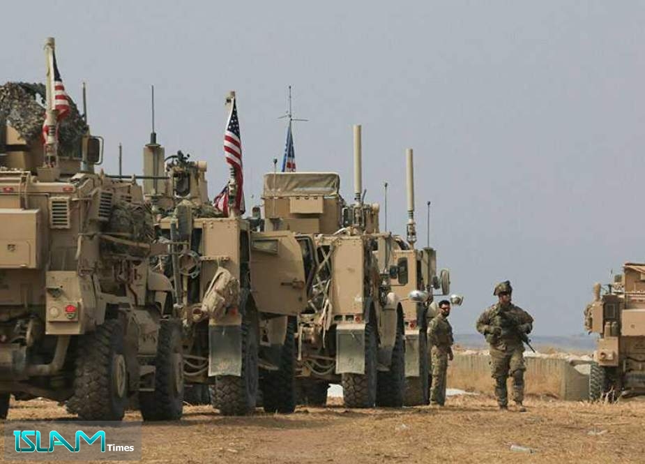US Convoy Spotted Transporting Weapons, Logistic Materials to Its Base in Northern Syria