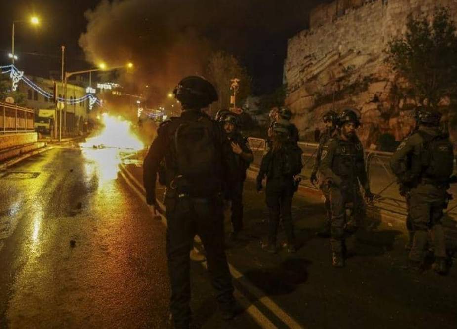 Israeli occupation forces during clashes in Al-Quds Old City.jpg