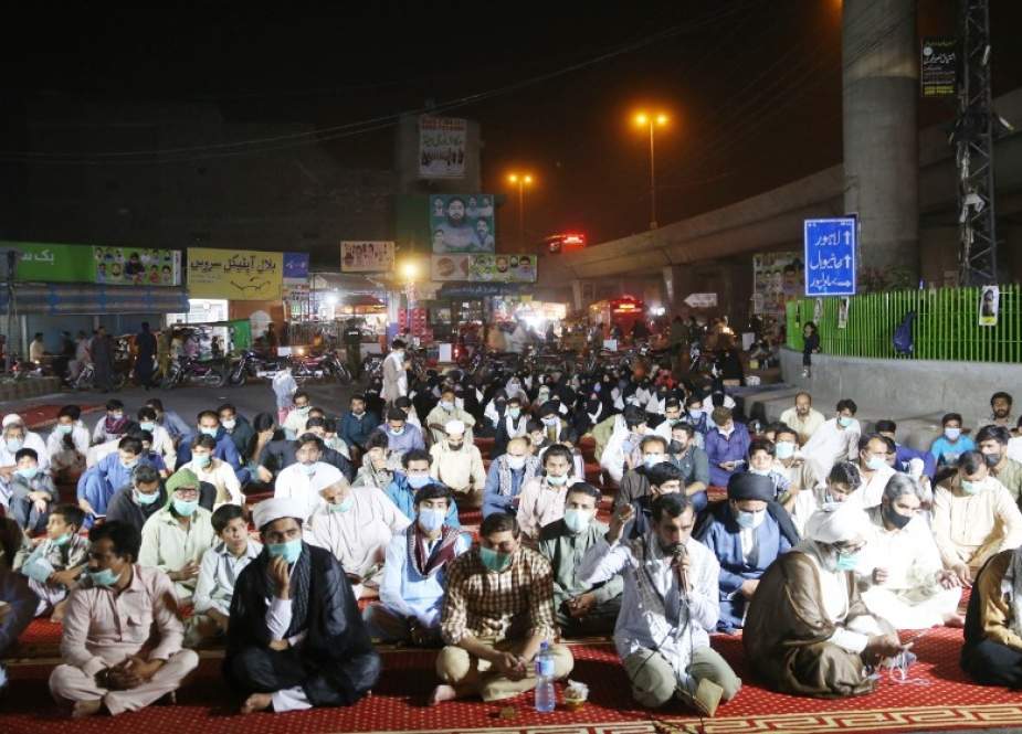 ملتان، شیعہ مسنگ پرسنز کی بازیابی کے لیے ملتان میں تیسرے روز بھی دھرنا، مرد و خواتین کی بڑی تعداد شریک 