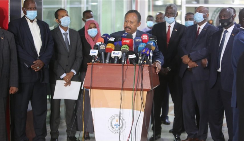 حمدوك: السودان يمضي نحو بناء جيش وطني محترف