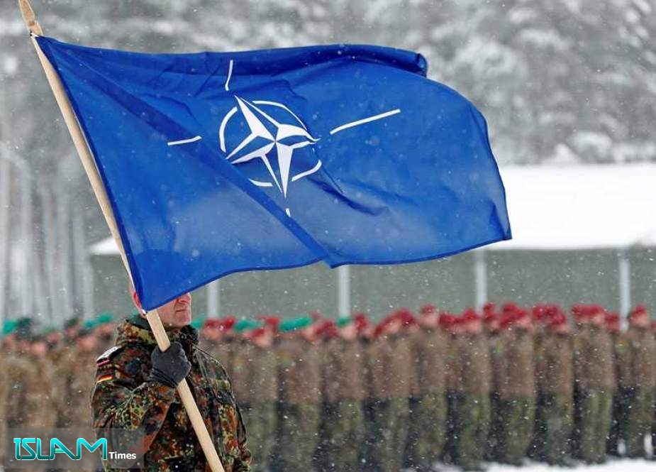 Ex-US Official: NATO Will Never Match Russia’s Military Strength