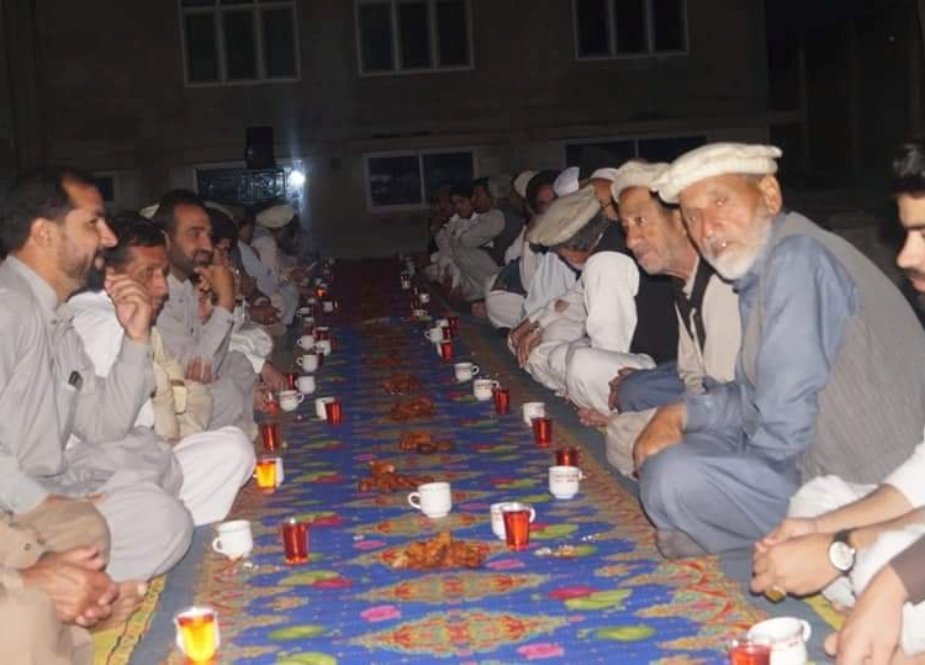 الکوثر ایجوکیشنل کمپلیکس پاراچنار میں افطاری کا اہتمام