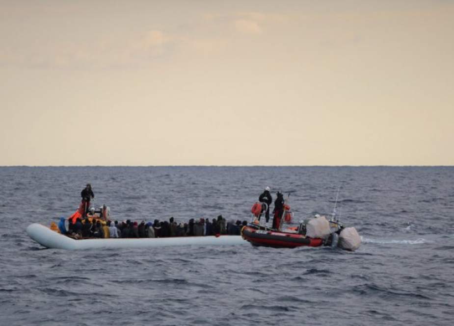 ليبيا.. خفر السواحل ينقذ أكثر من 600 مهاجر في اليومين الماضيين