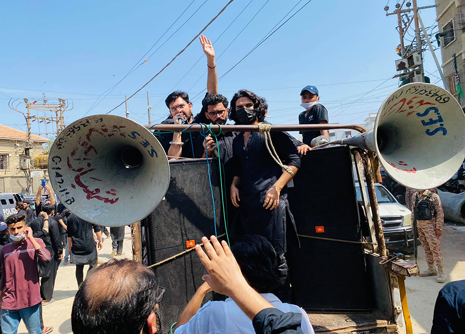 کراچی میں یوم شہادت امام علی (ع) کا مرکزی جلوس نشتر پارک سے برآمد ہوکر حسینیہ ایرانیان پر اختتام پذیر ہوا