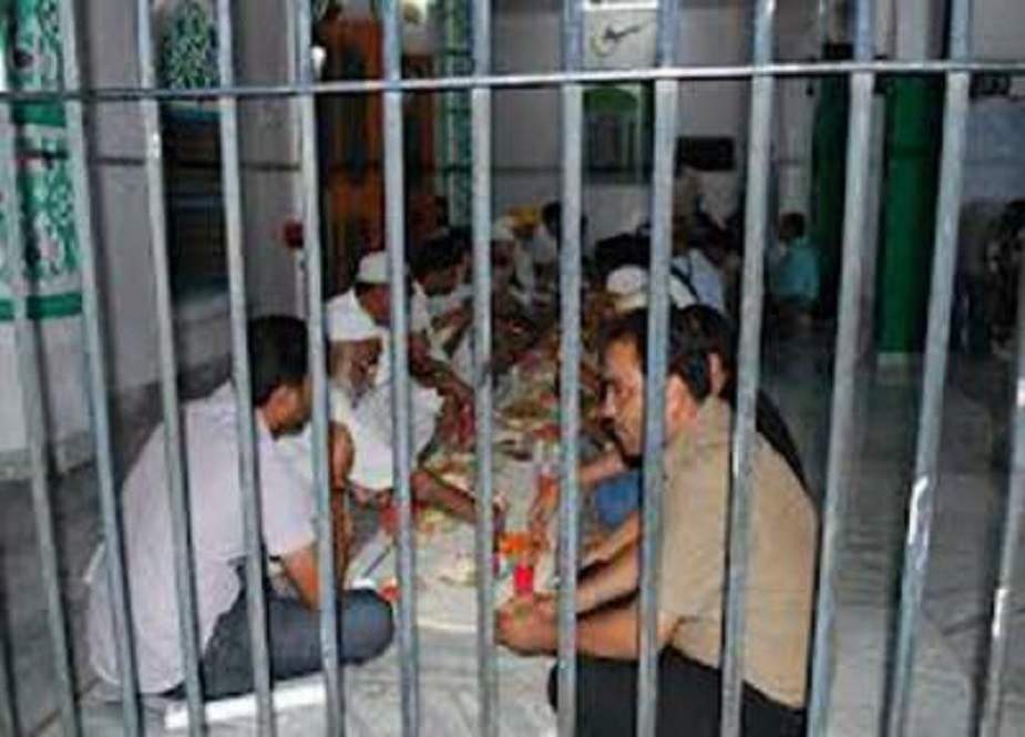 وزارت داخلہ عید کی خوشی میں قیدیوں کی سزا میں تین ماہ کمی کر دی