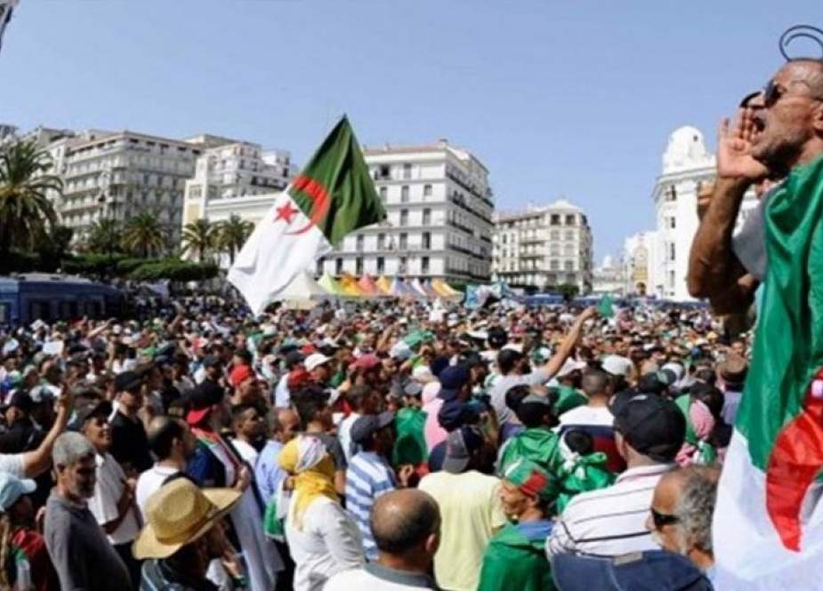 الحراك الجزائري ينظّم تظاهرته الأسبوعية