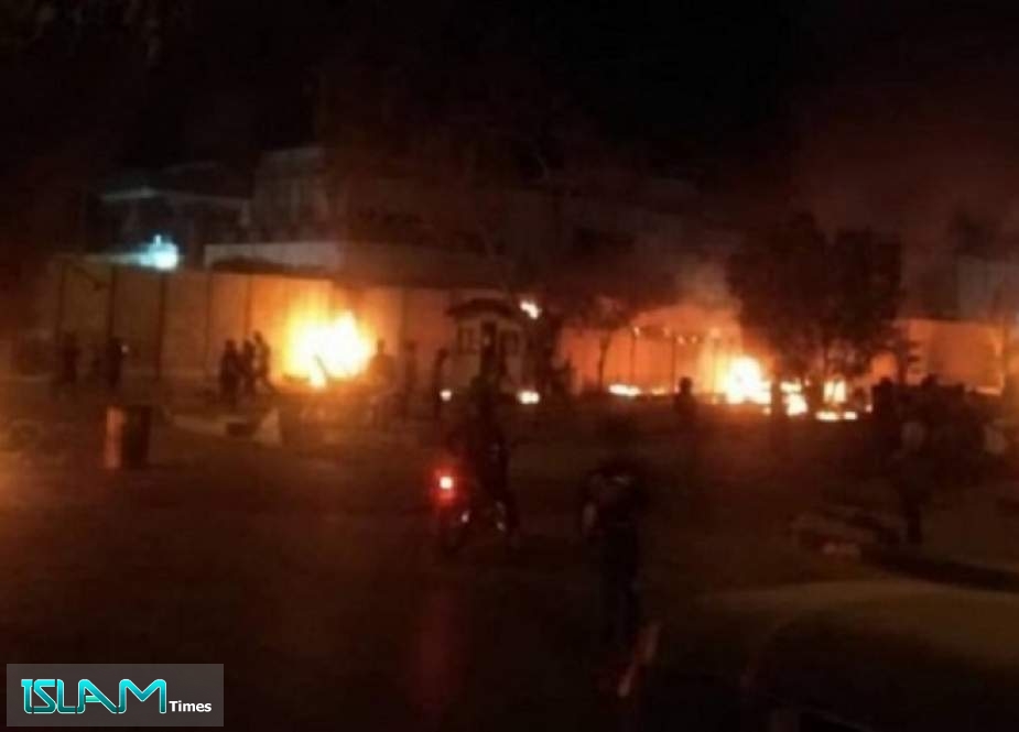 Rioters Attack Iranian Consulate in Karbala