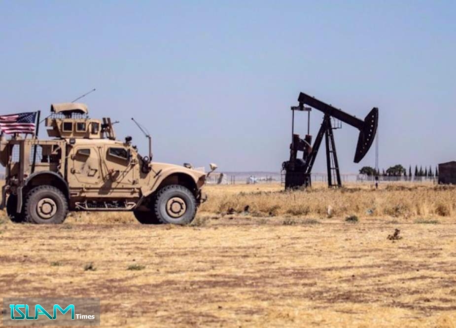 US Troops Smuggle 88 Trucks of Oil, Wheat from Syria to Iraq
