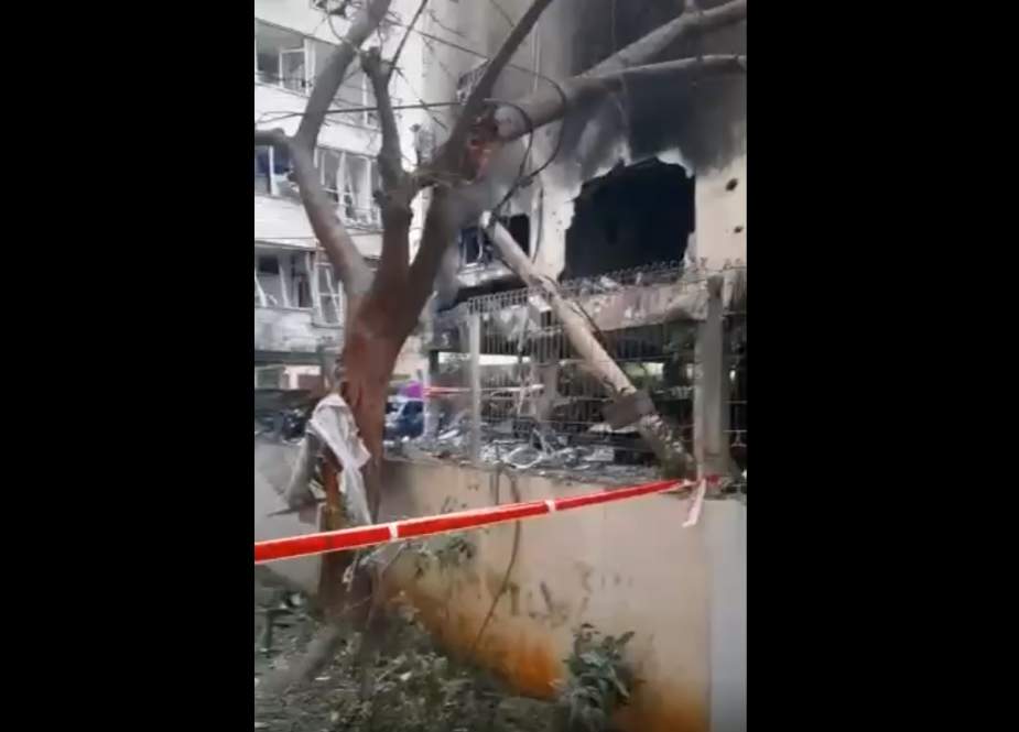 Destruction in Tel Aviv due to rockets fired by Palestinian Resistance