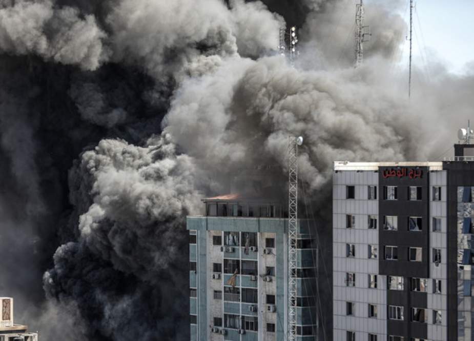 Israeli forces destroyed a building of Al-Jazeera, Associated Press in Gaza City