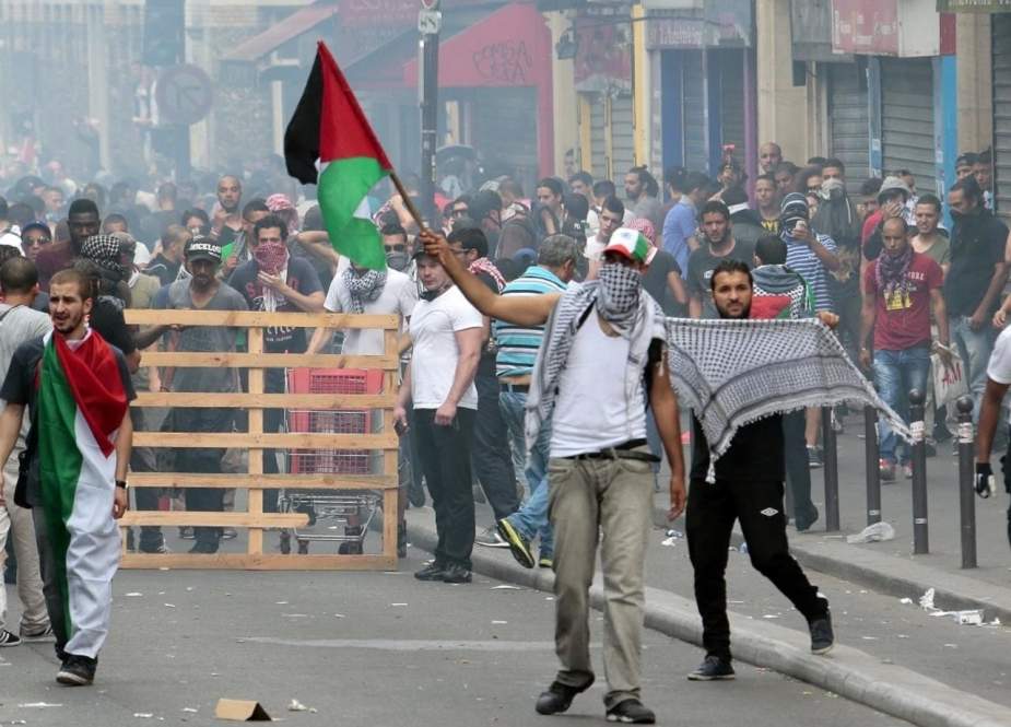French protest for Palestine.jpg