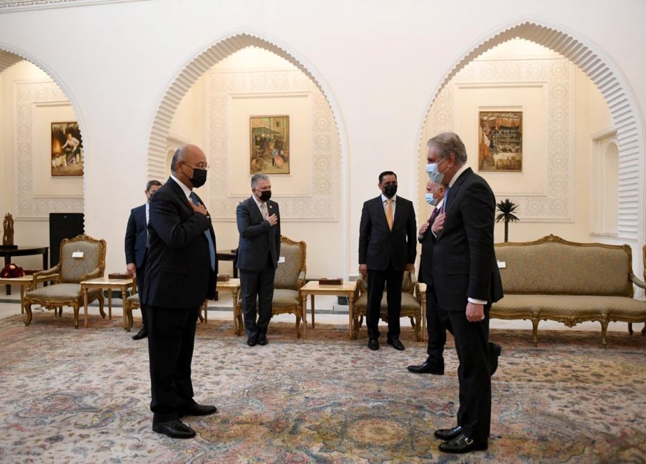پاکستانی وزیر خارجہ شاہ محمود قریشی کا 39 سال کے بعد تین روزہ دورہ عراق، اعلیٰ شخصیات سے ملاقاتیں