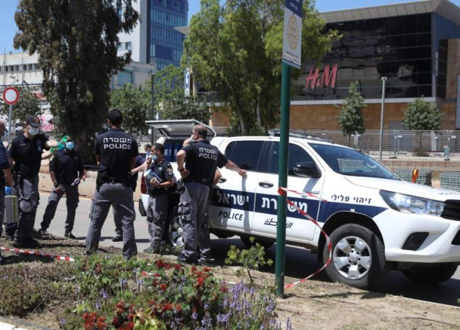 Israeli occupation police at the scene of stabbing attack in Kfar Saba