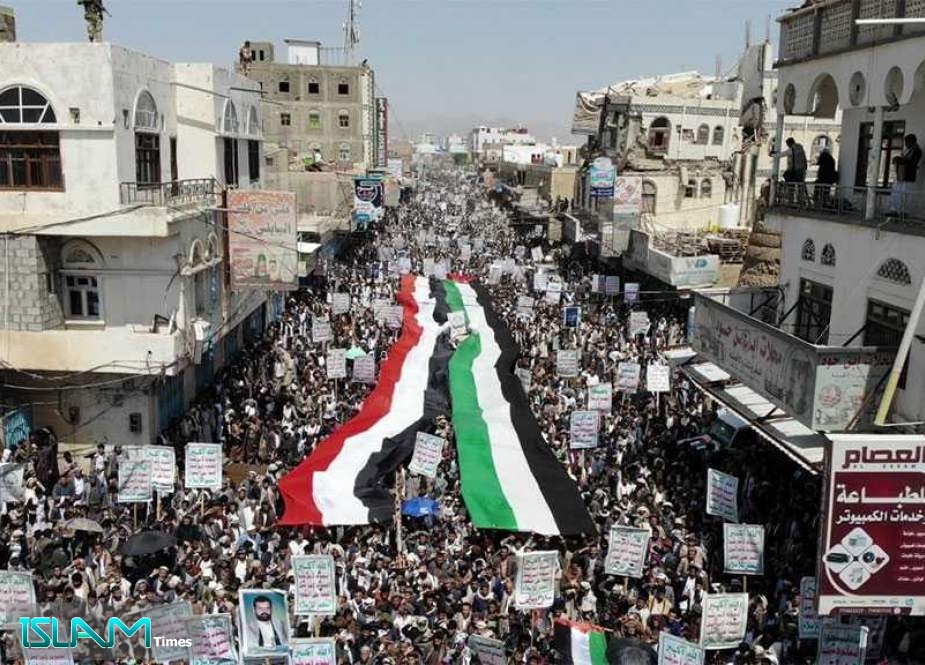 Yemenis Hold Massive Rallies in Saada to Slam US, ‘Israeli’ Crimes against Muslims