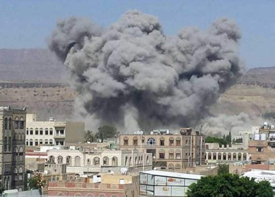 إصابة 5 مواطنين يمنيين بقصف مدفعي للعدوان السعودي