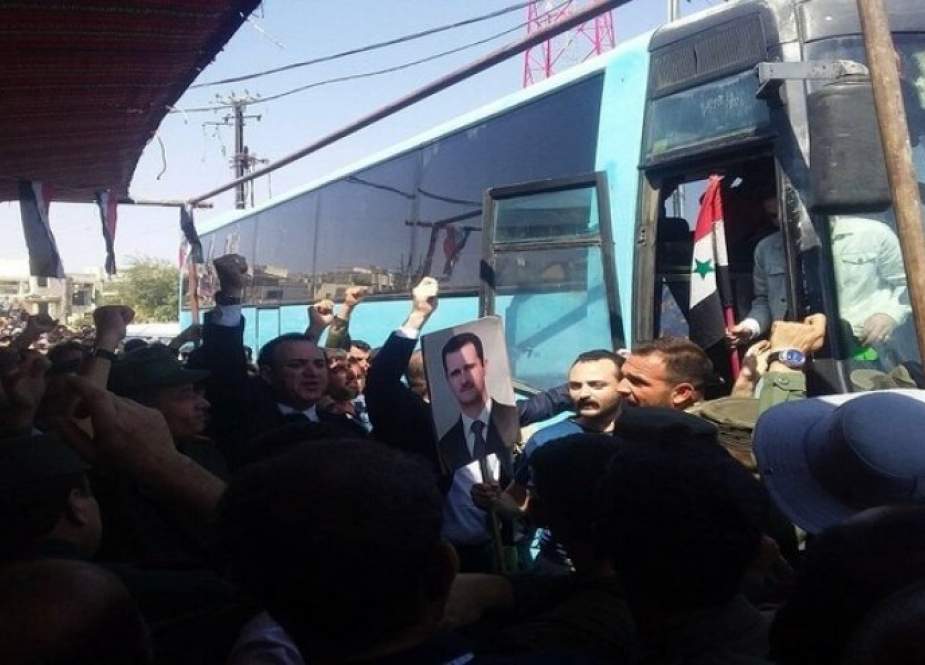 الرئيس الاسد يفي بوعده.. اطلاق سراح معتقلي دوما بريف دمشق