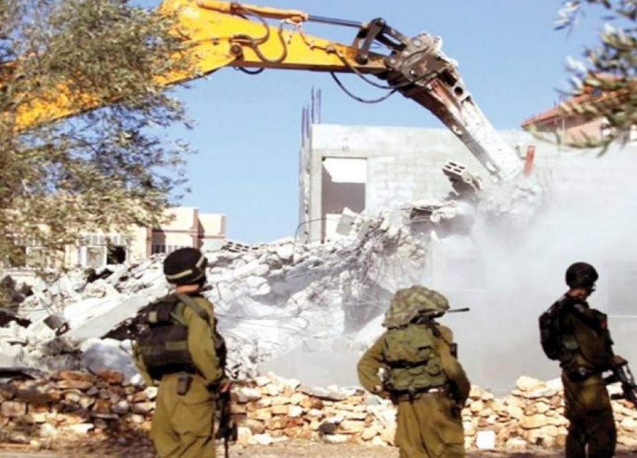 قوات الاحتلال تهدم 10 منشآت سكنية في معرجات أريحا