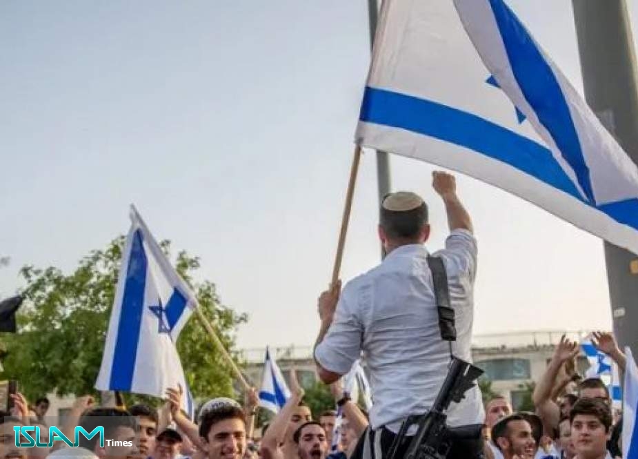 Only Hundreds of Zionists Participate in “Flag March”, Israeli Enemy Anticipates Missile Fire from Gaza