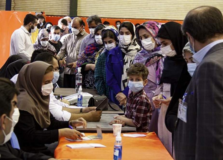أنباء عن مشاركة أكثر من 50 بالمائة في الانتخابات الإيرانية