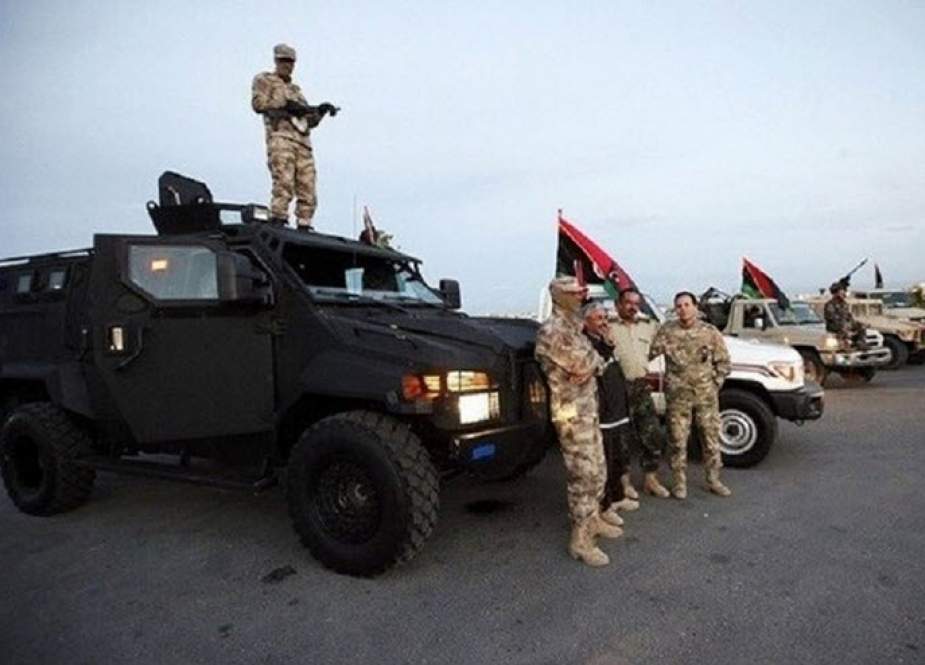 شبه نظامیان "حفتر" مرزهای لیبی و الجزایر را بستند