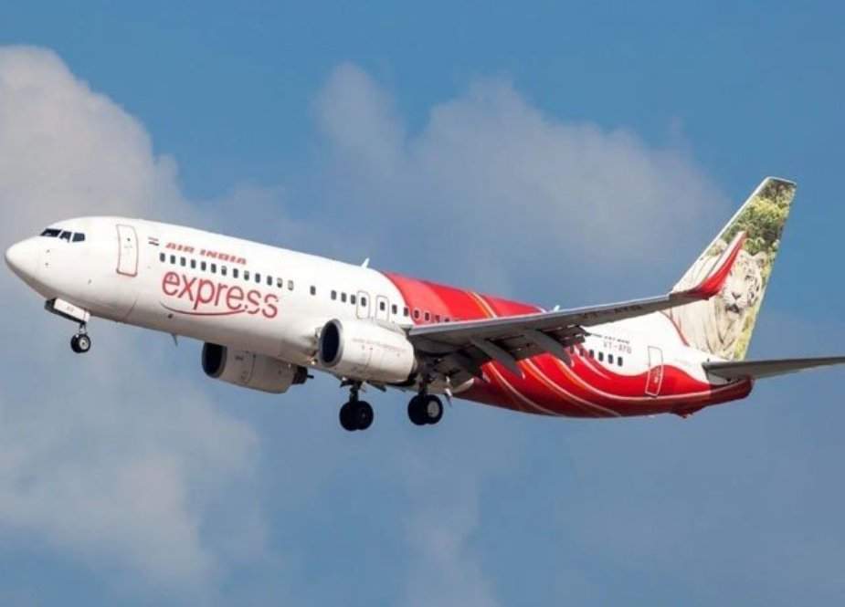 سعودی عرب جانے والا بھارتی طیارہ خوفناک حادثے سے بال بال بچ گیا