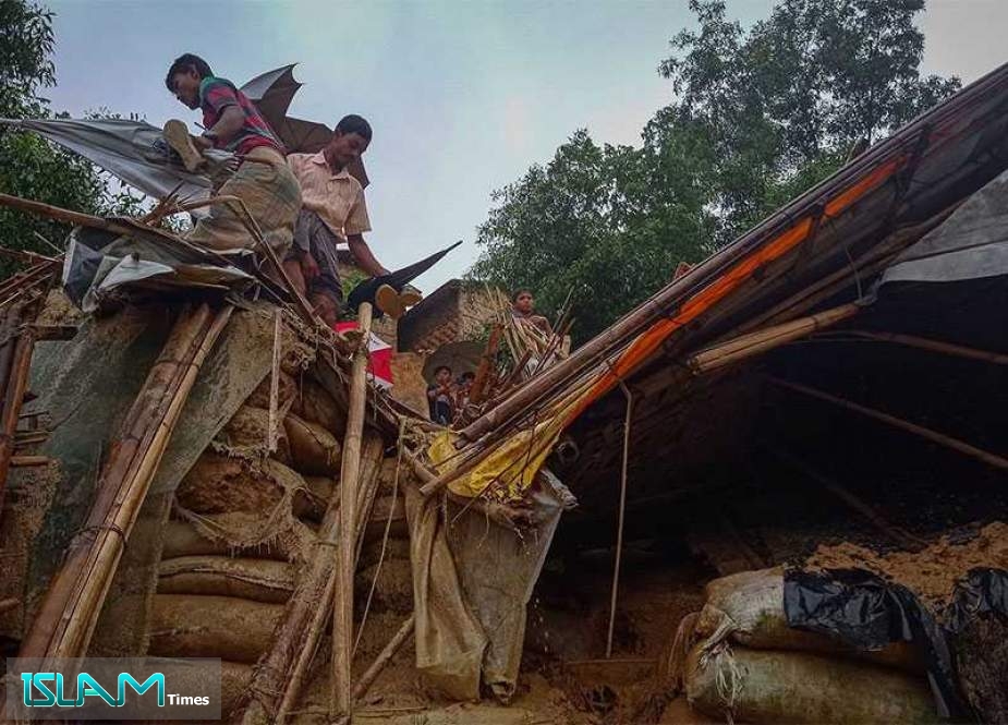 Bangladesh Floods Displace Thousands of Rohingya Refugees