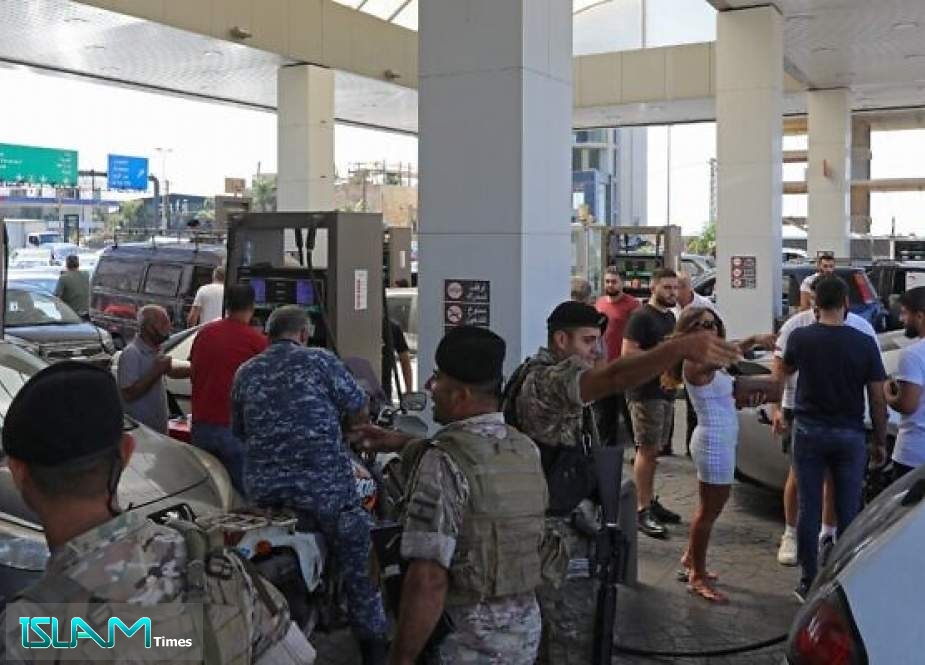 Lebanese Army Seizes Hoarded Fuel at Gas Stations as Fuel Shortage Bites