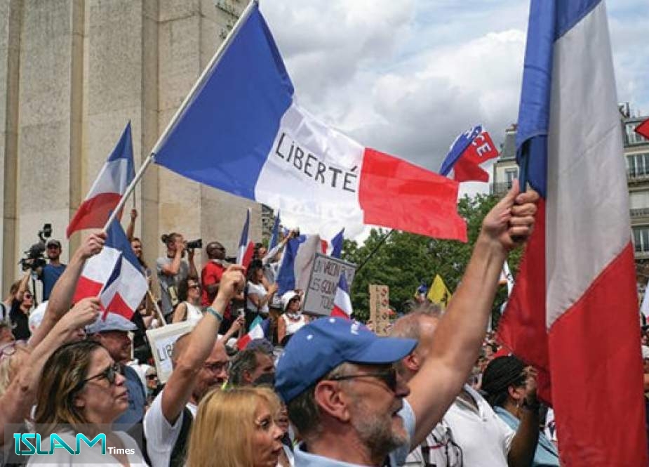 Anti-Vaccine Demos in France for Sixth Weekend