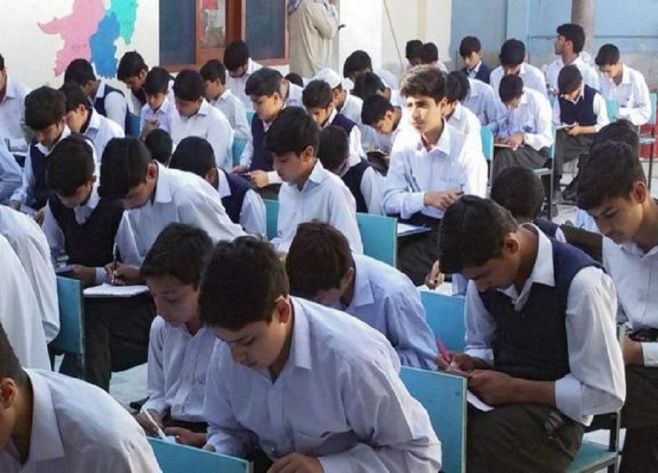 کورونا میں تیزی، پنجاب میں تعلیمی ادارے ایک ہفتے کیلئے بند کرنے کا اعلان