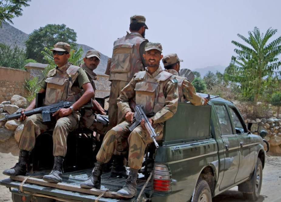 بلوچستان میں ایف سی کے قافلے پر دہشتگردوں کا حملہ، 2 اہلکار شہید