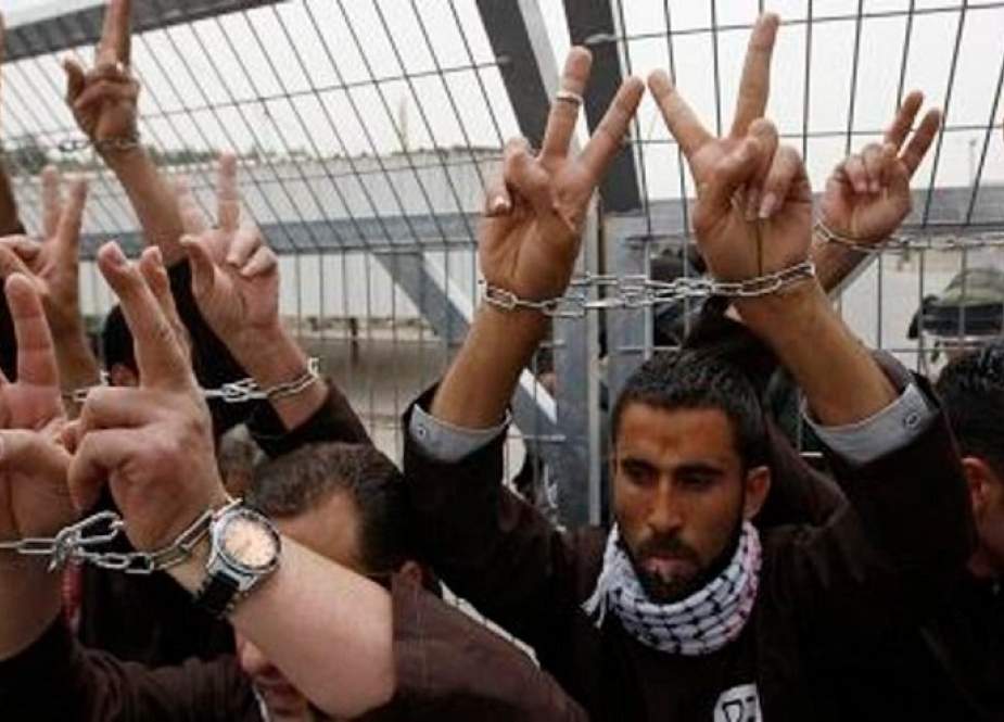 الأسرى الفلسطينيون يردون على التنكيل بالتصعيد