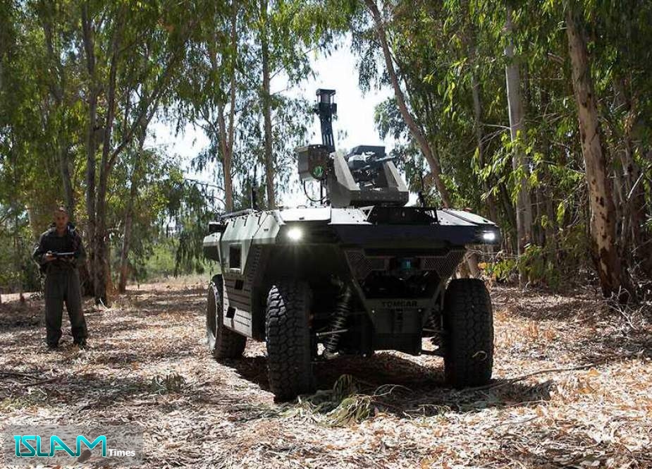 ‘Israeli’ Firm Unveils Remote-controlled Armed Robot to Patrol Battle Zones