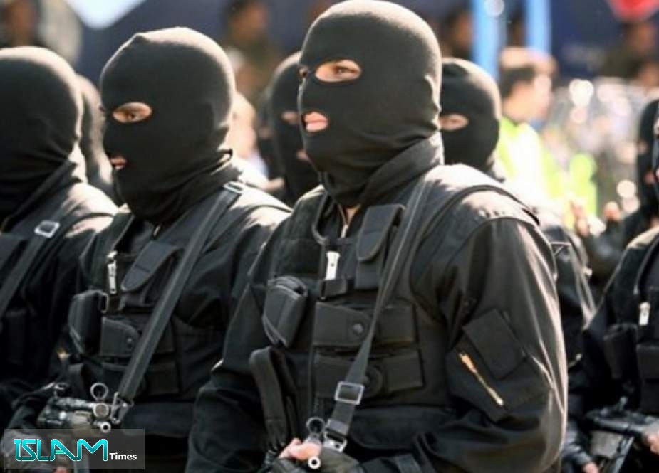 Intelligence Forces Bust Terrorist Team in Iran
