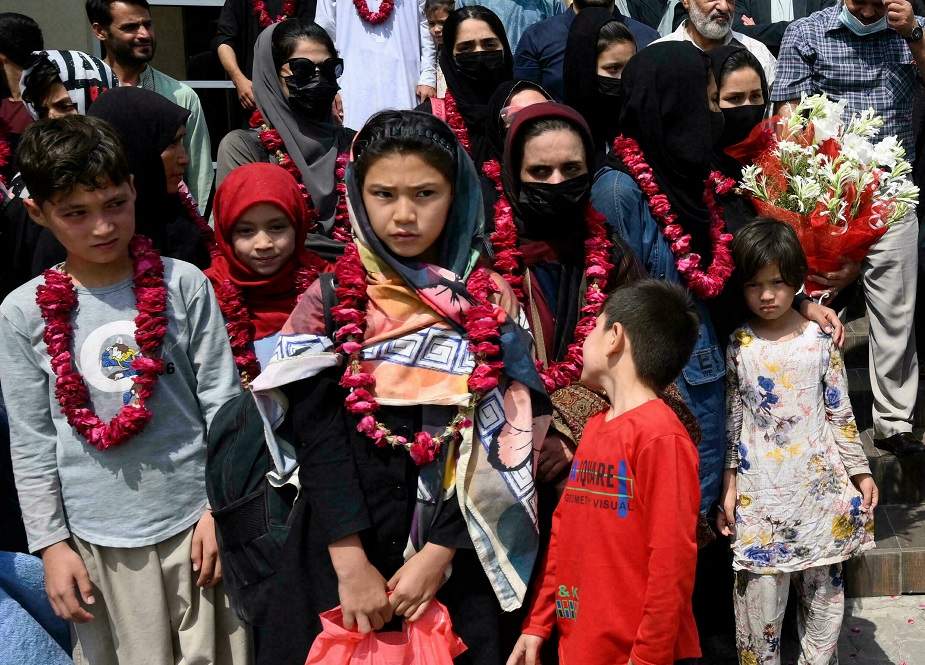 افغانستان کی 32خواتین فٹبال کھلاڑی طالبان کے خوف سے پاکستان پہنچ گئیں