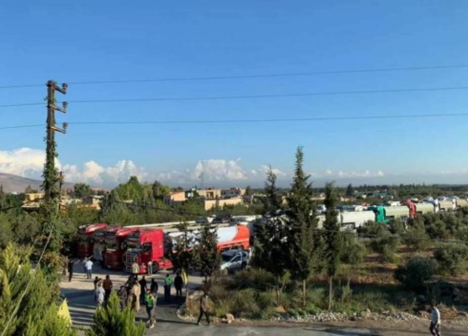 Tankers carrying Iranian fuel as they arrive in Al-Qaa town near Baalbeck.jpeg