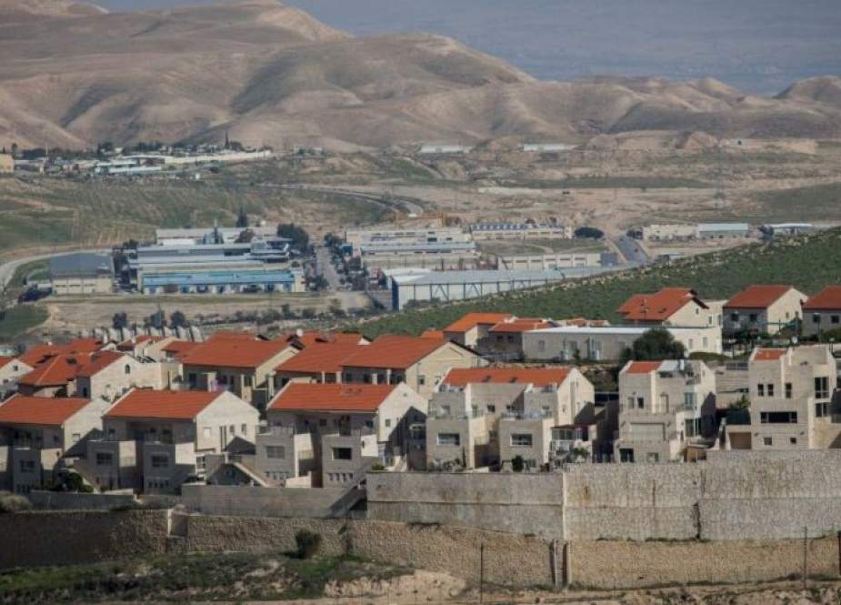 الاحتلال يخطط لإنشاء كنس يهودية في مستوطنات الضفة المحتلة