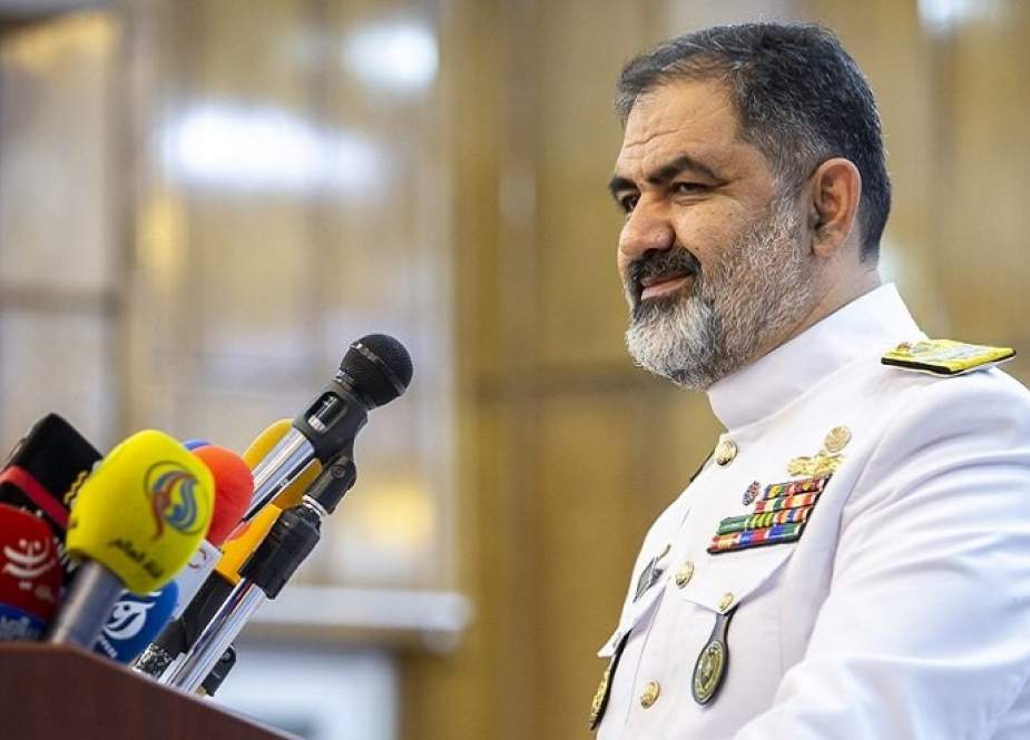 الأدميرال إيراني: القوة البحرية قوة استراتيجية تدافع عن البلاد