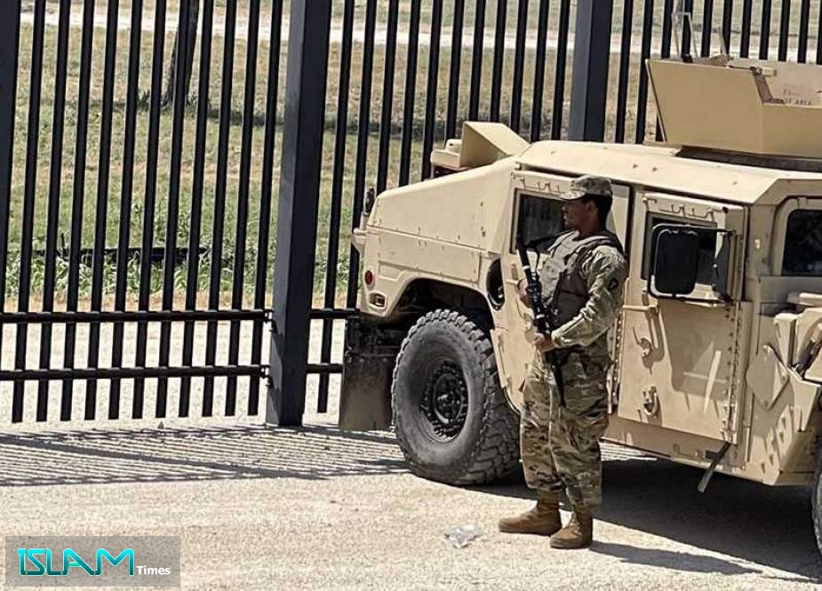 Armored Vehicles, National Guard Appear on Texas Border