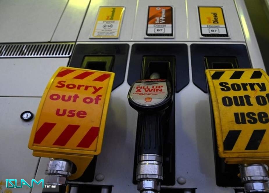 Thousands of Petrol Stations Run Out of Fuel Across UK as Demand Rises